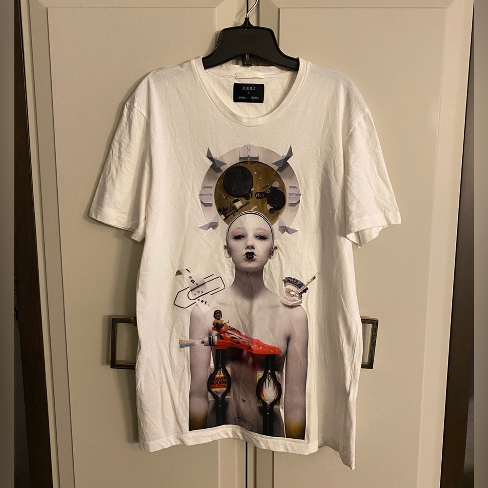 Designer tshirt - Picture 1 of 3